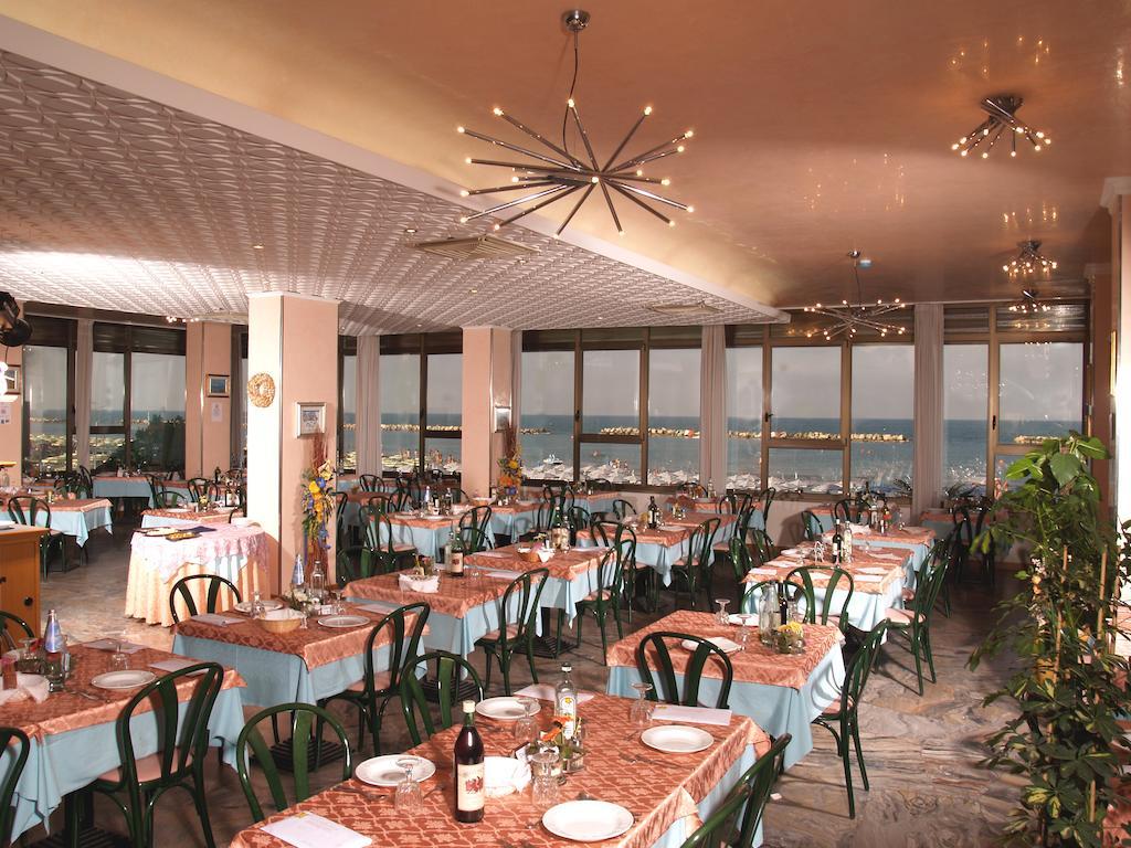 Hotel Marco Polo Bellaria-Igea Marina Exterior photo